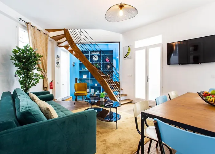 Authentic - 4br-10p - Moulin Rouge