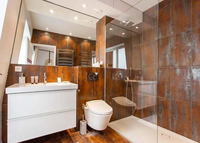 Authentic - 4br-10p - Moulin Rouge * פריז